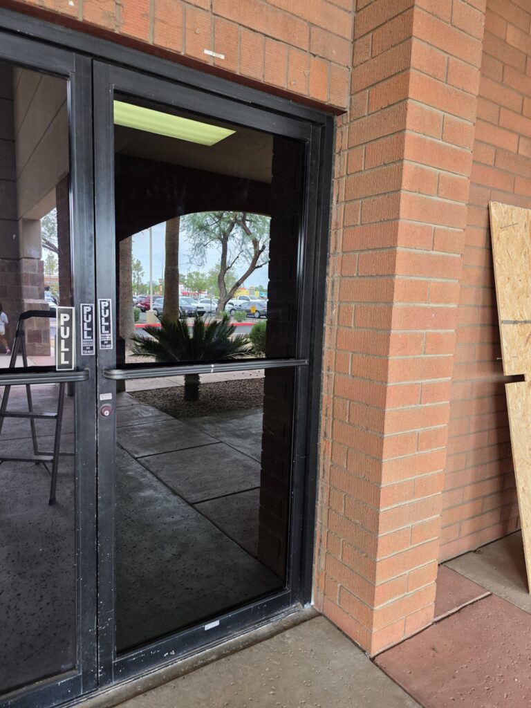 Commercial Door IG